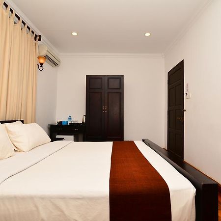 ניאונגשווה The Manor Hotel מראה חיצוני תמונה