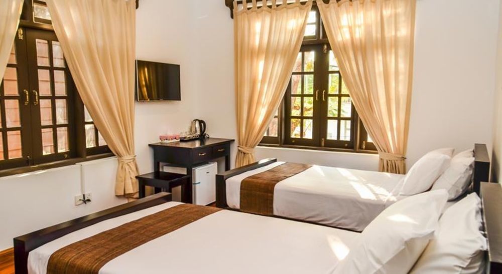 ניאונגשווה The Manor Hotel מראה חיצוני תמונה